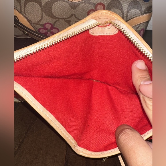 COACH Peyton Signature Clover Hobo Bag 22223 With Matching Wallet - Picture 5 of 15